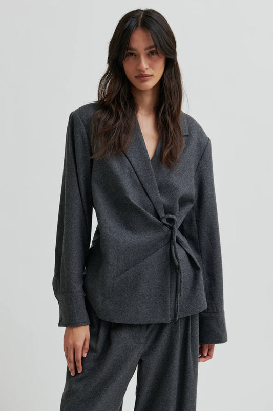 Second Female Milea shirt