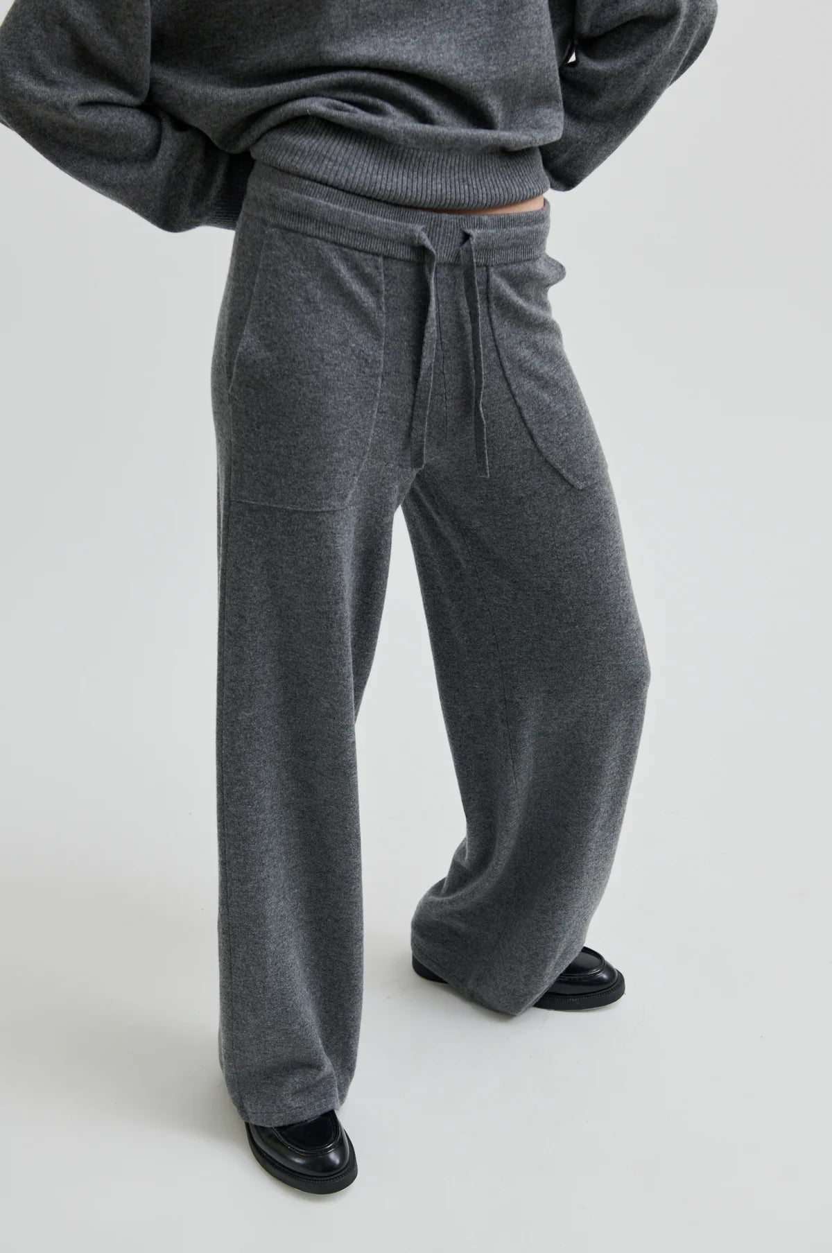 Second Female Calm broek