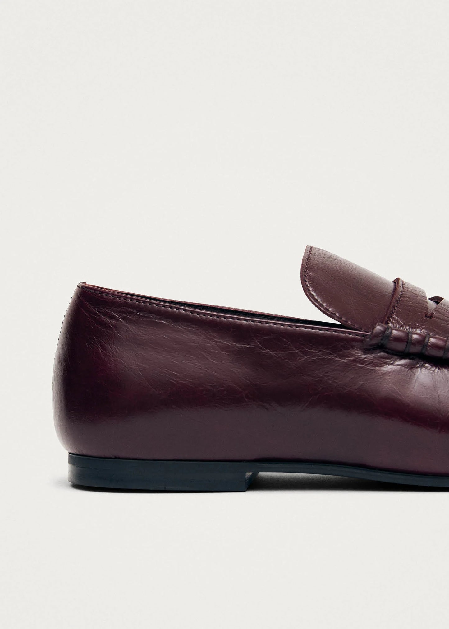 ALOHAS Aven loafer