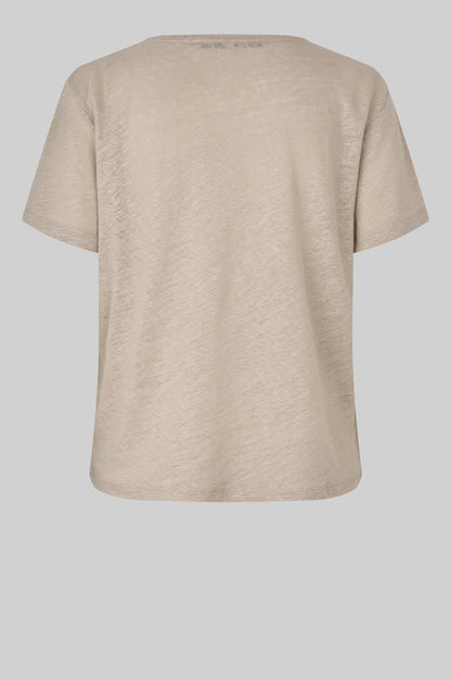 Second Female Peony O-neck tee