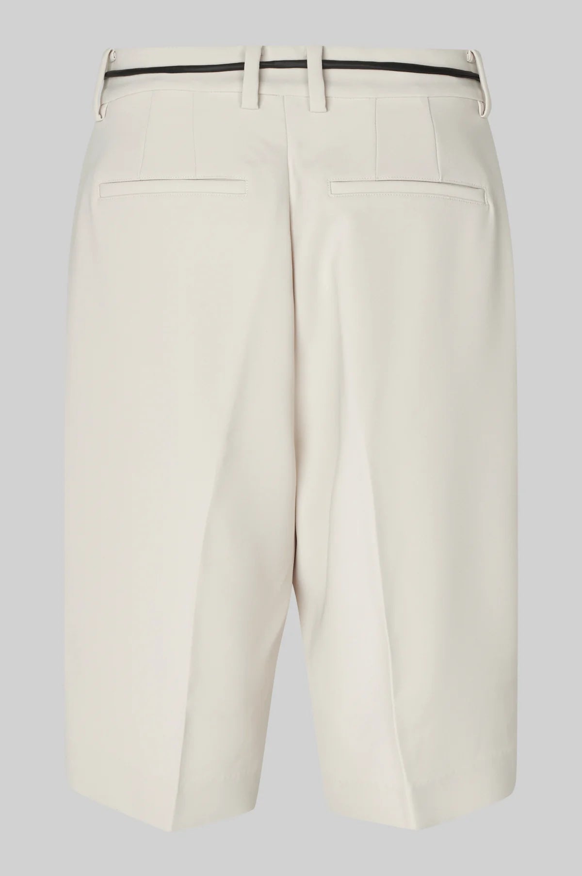 Second Female Fique String short