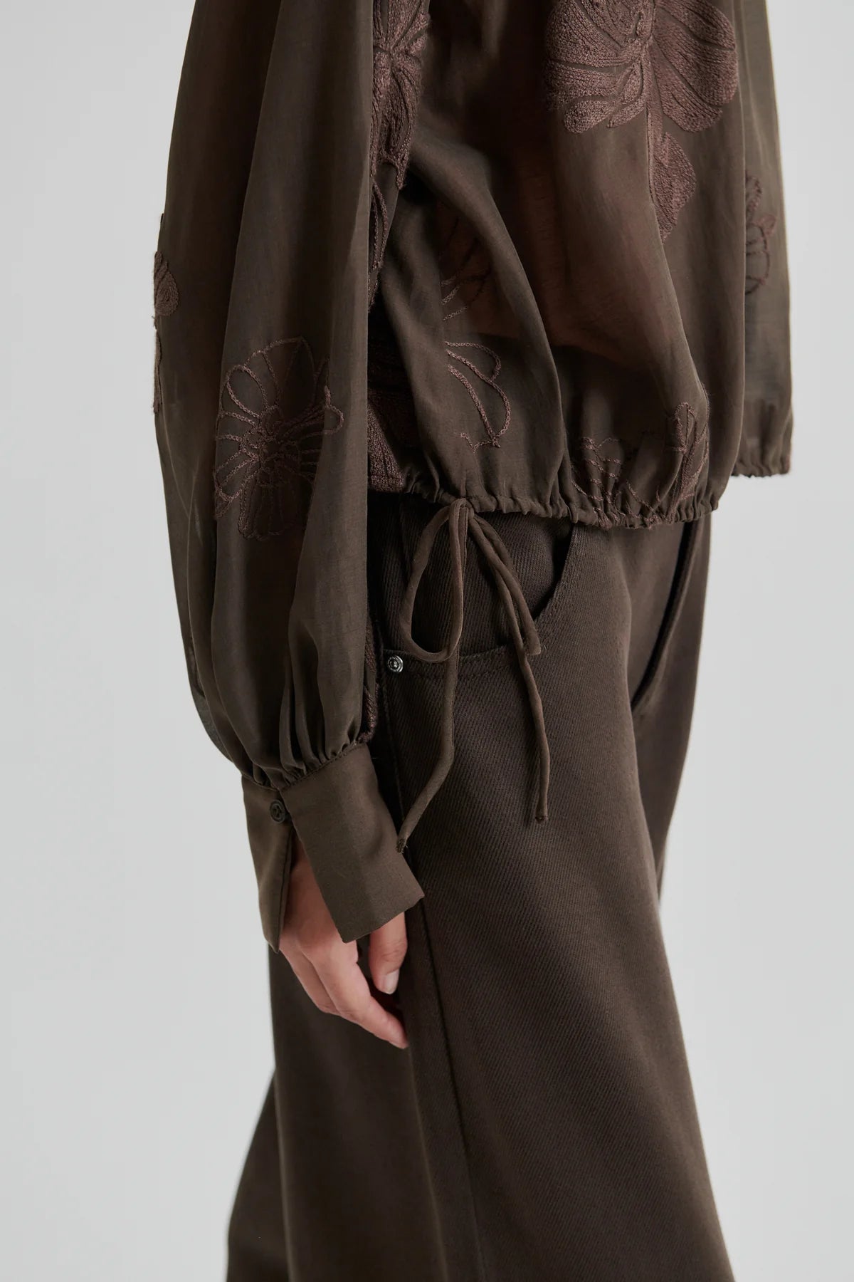 Second Female Veria Blouse