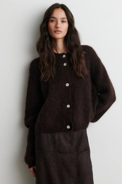 Second Female Andrea knit vestje