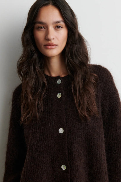 Second Female Andrea knit vestje