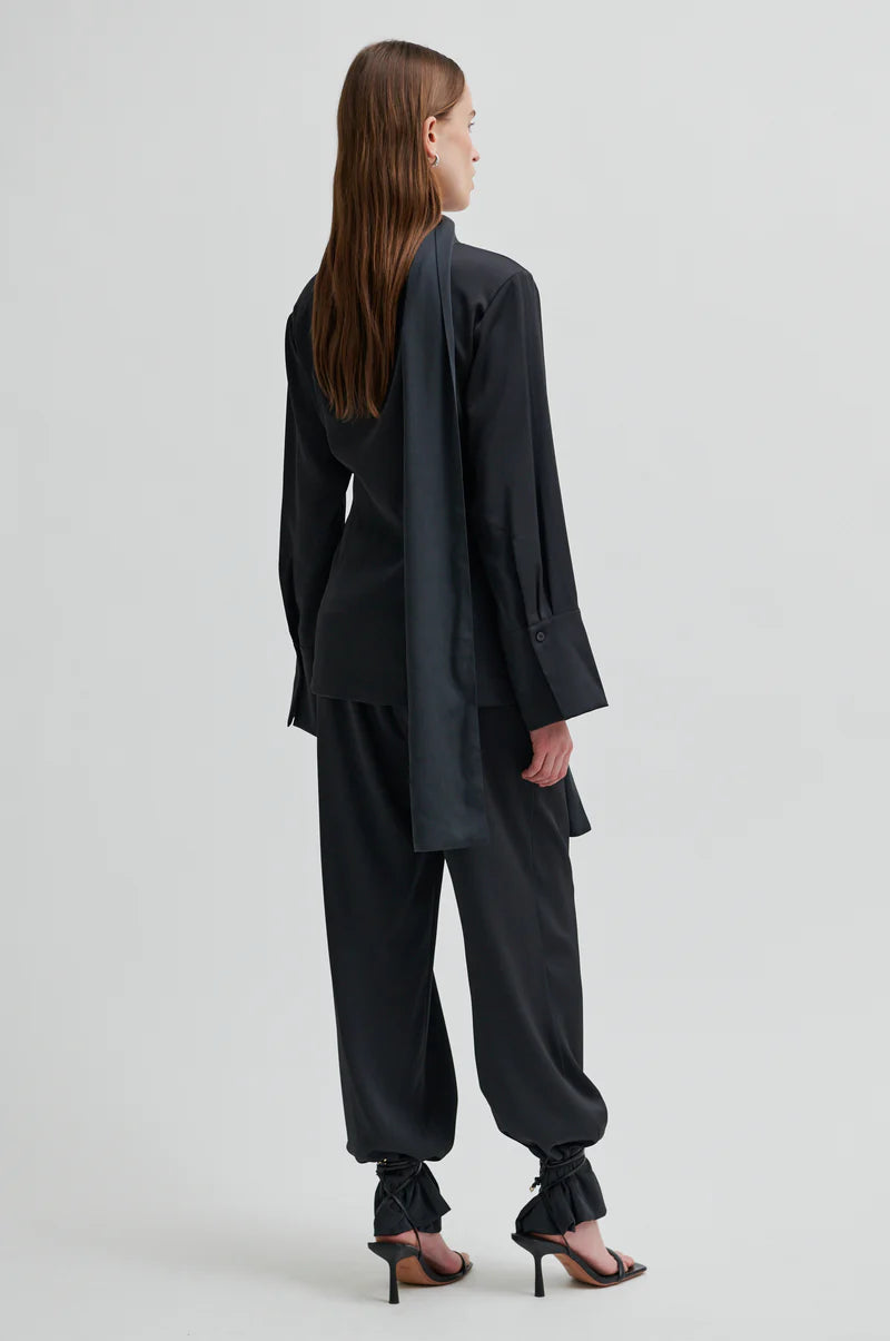 Second Female Satine sjaal