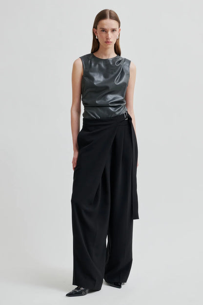 Second Female Seerie top