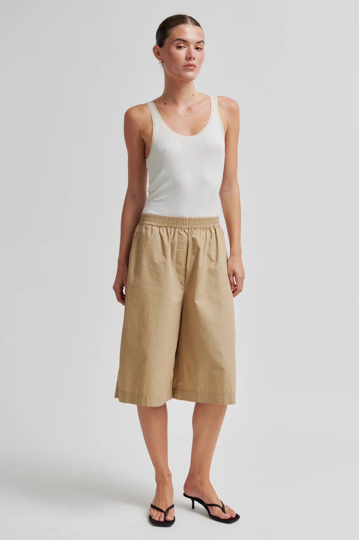 Second Female Rhye shorts