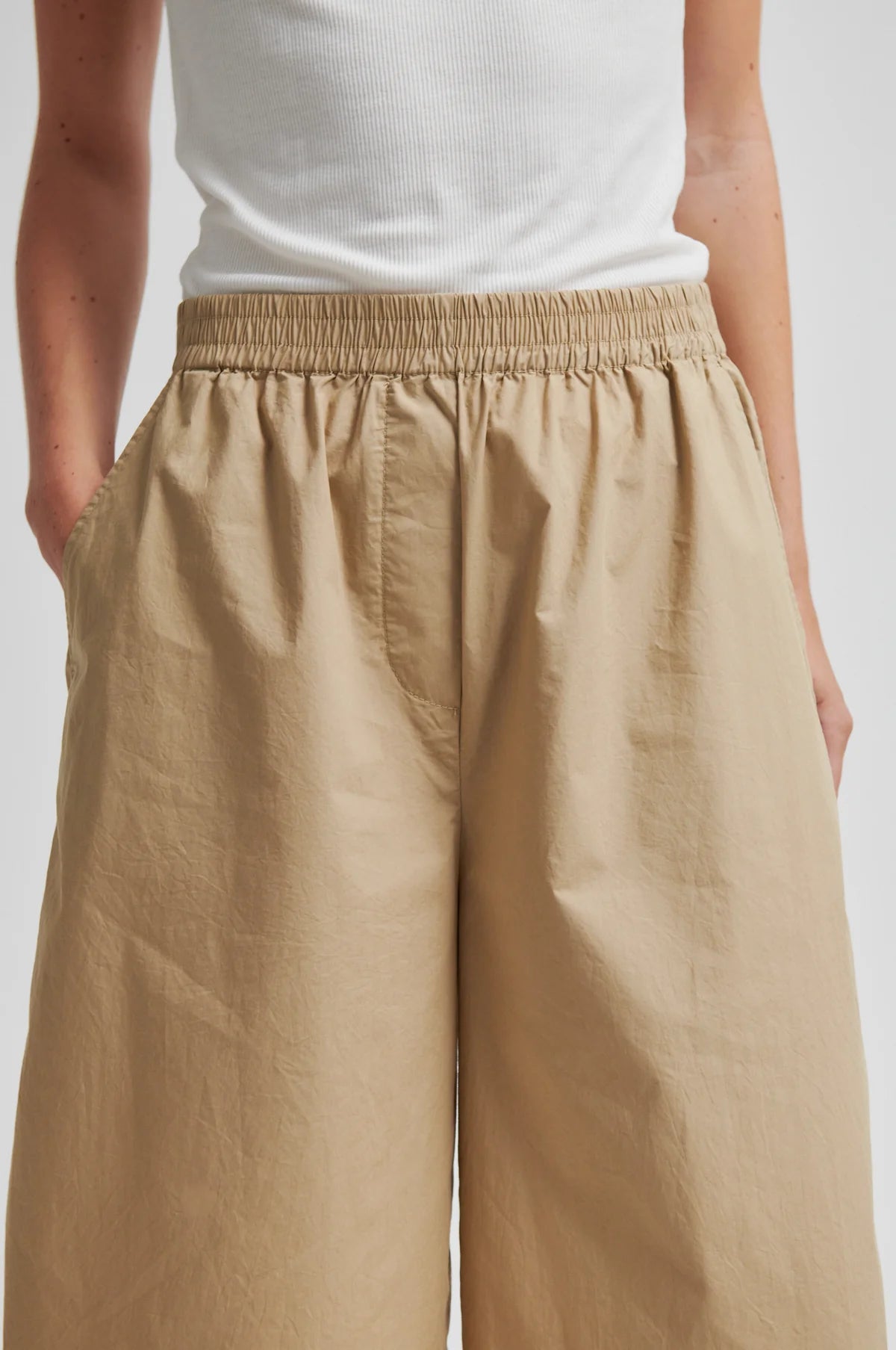 Second Female Rhye shorts