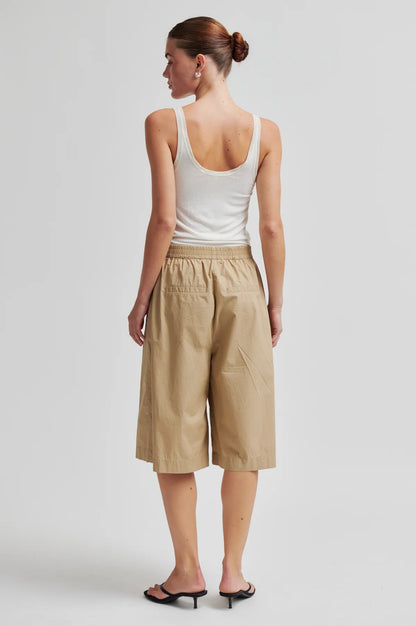 Second Female Rhye shorts
