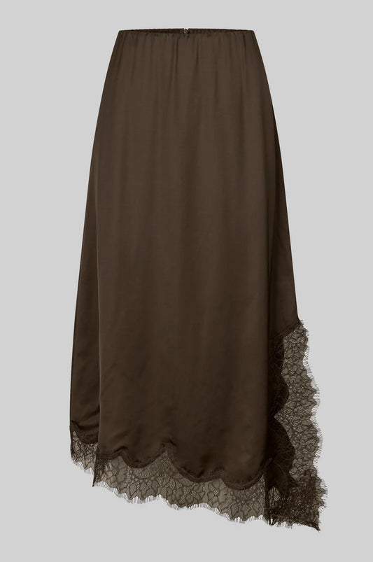 Second Female Lacia rok