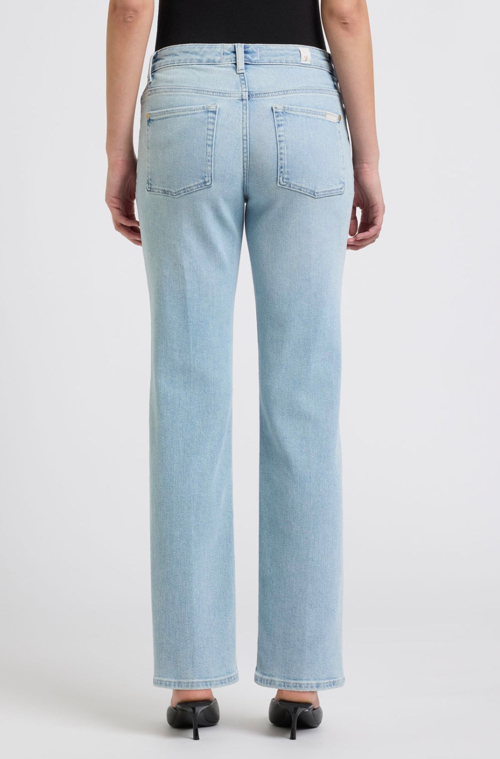 7 For All Mankind Calie straight frozen jeans