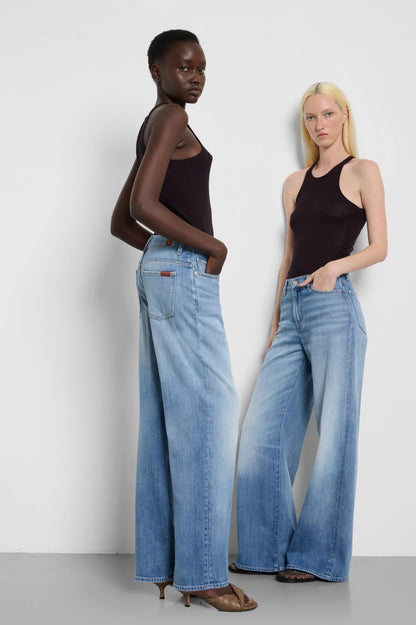 7 For All Mankind Stovepipe straight chill wave jeans