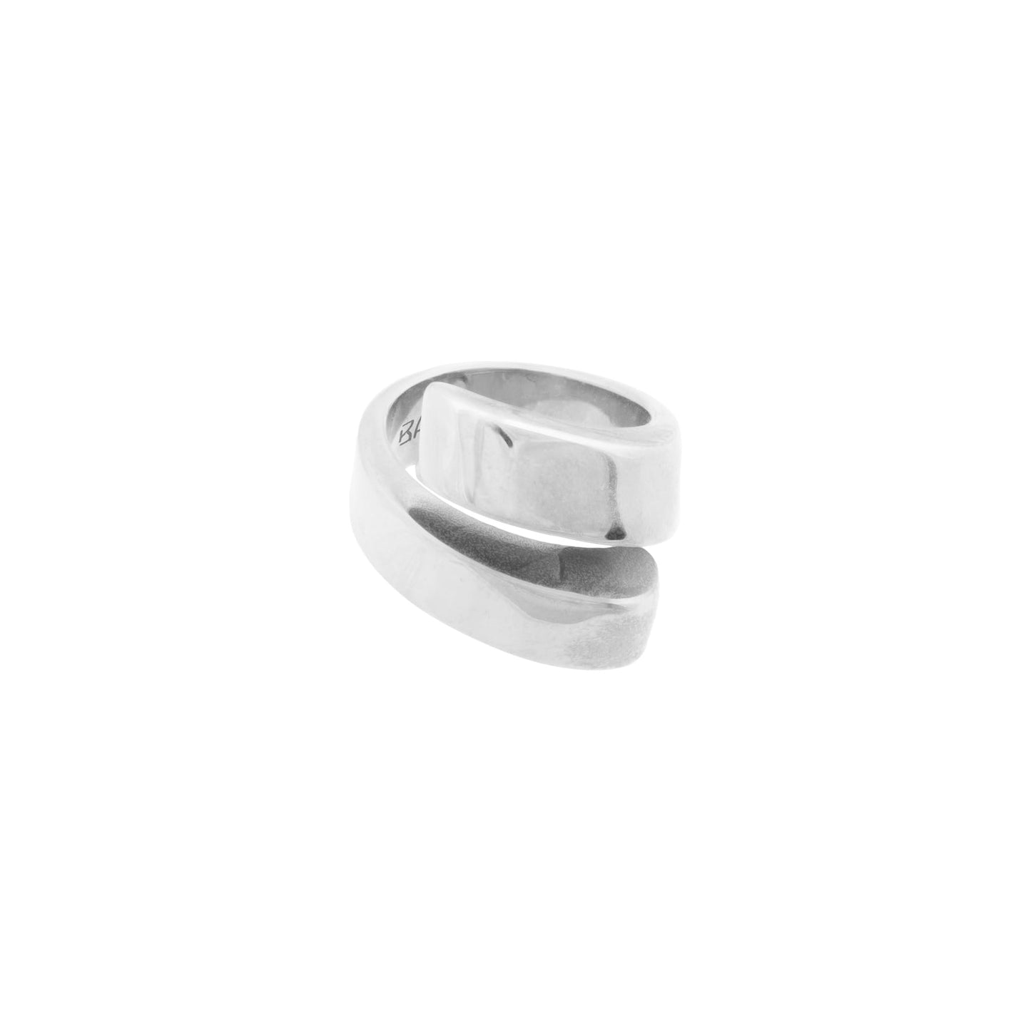 Bandhu Clasp ring