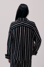 Load image into Gallery viewer, Hofmann Copenhagen Noemie blouse
