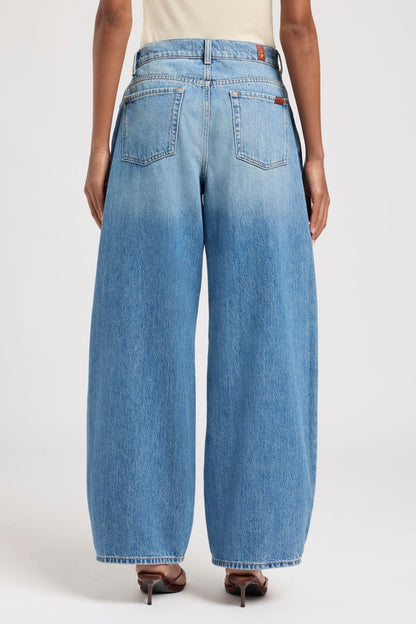 7 For All Mankind Bonnie barrel jeans