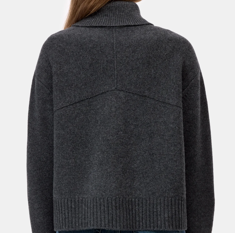 Closed vest