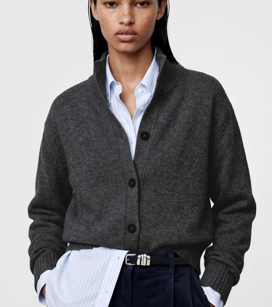 Closed vest
