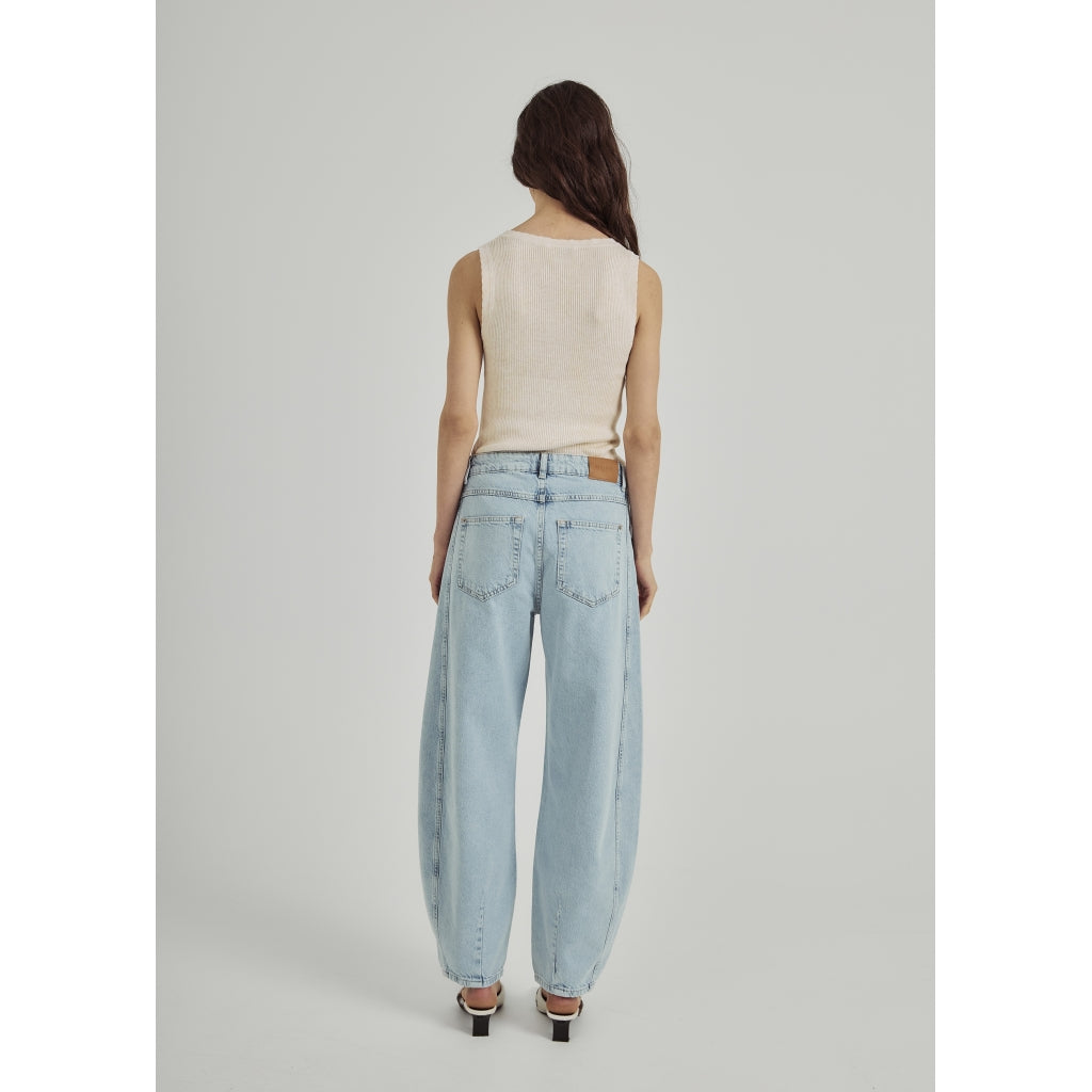 Norr Kenzie barrel jeans