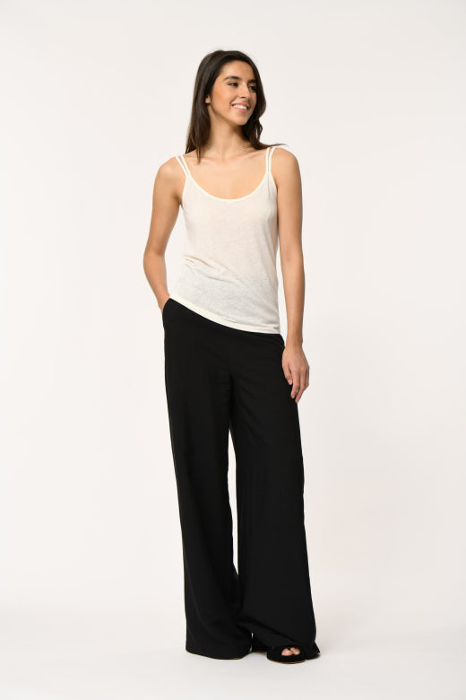 La Fee Maraboutee Fleurus top