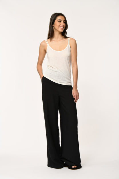 La Fee Maraboutee Fleurus top