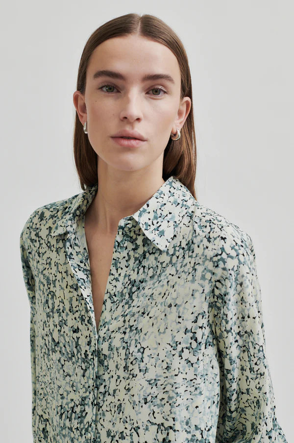 Second Female Sisal shirt