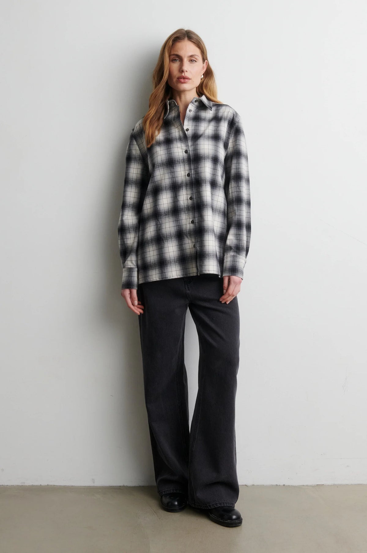 Second Female Wille shirt